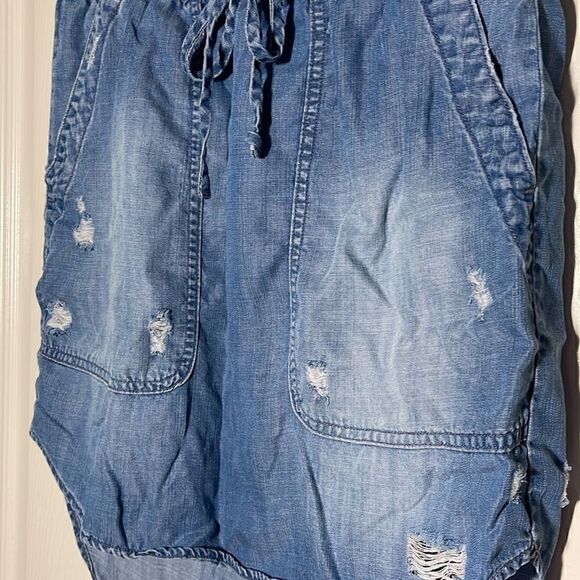 Cloth & Stone 100% tencel lightweight distressed curved bottom skirt size xs - Picture 2 of 5